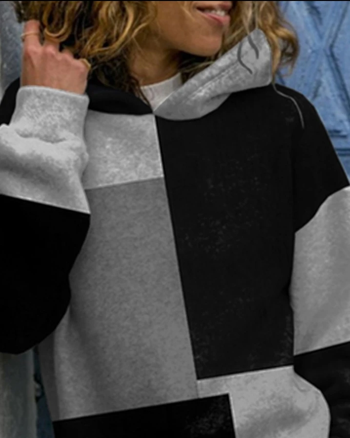 Рисунок 2 - Женский свитшот с капюшоном и круглым вырезом