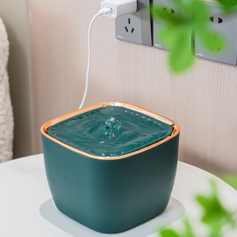 

Automatic Pet Drinking Electric Mute Circulating Filter Cats Water Fountain 2.5L Large Capacity Cats Drinker Supplies