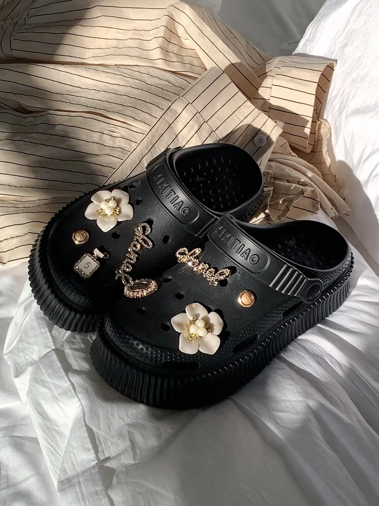 

Garden Shoes 2023 Summer Women Slipper Outdoor Versatile EVA Thick Sole Shoes Holes Anti-slip Hollowed-out Beach Sandals Female