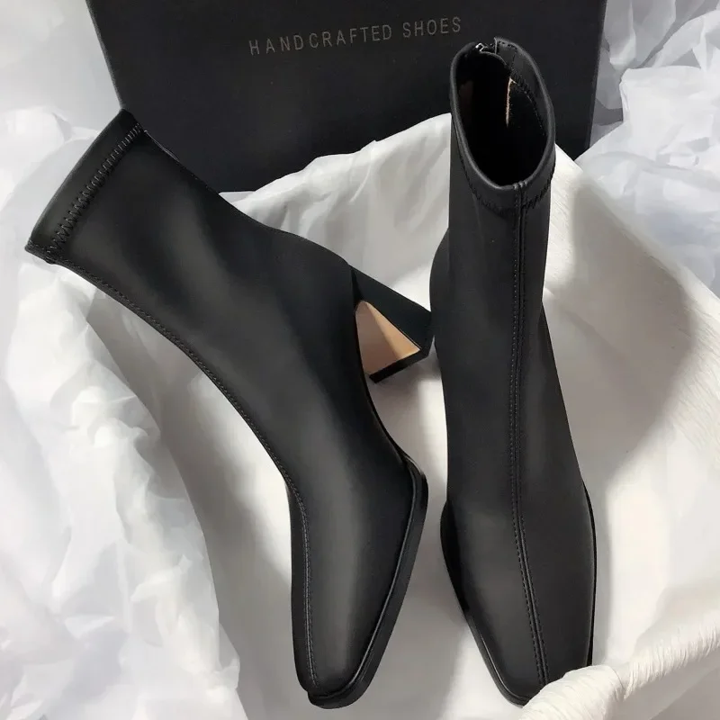 

2024 Spring/Autumn/Winter New Style Square Head High Heel Back Zipper Slim Elastic Boots Women's Fashion Thick Heel Short Boots