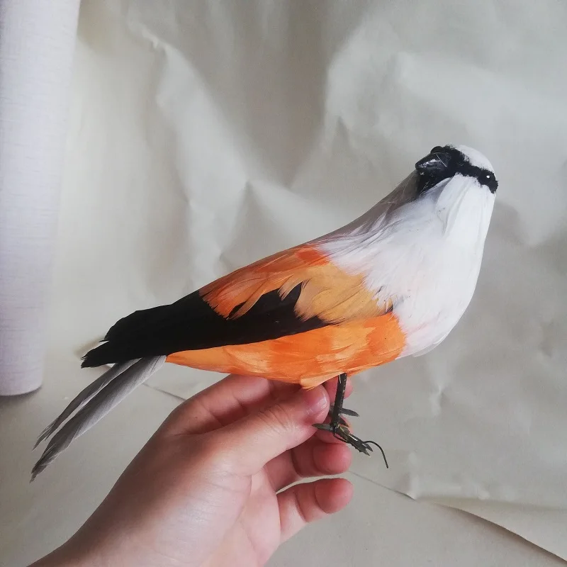 

Птица из полиэтилена и перья, примерно 22 см