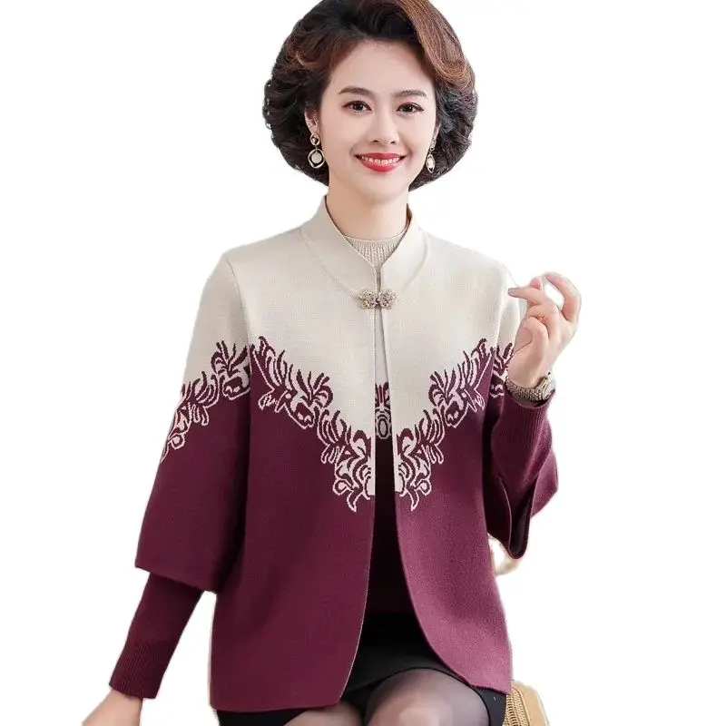 Осеннее пальто-свитер для мам Новинка для женщин среднего и пожилого возраста вязаный кардиган на осень и зиму пальто в западном стиле костюм из двух предметов