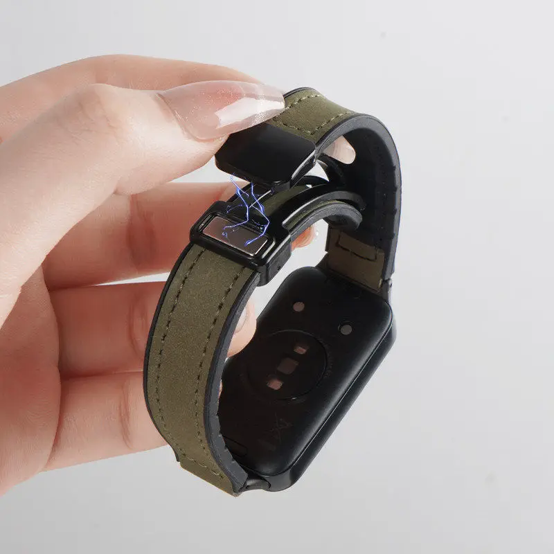 Stylish Silicone-Leather Magnetic Strap – Unisex Wristband Accessory