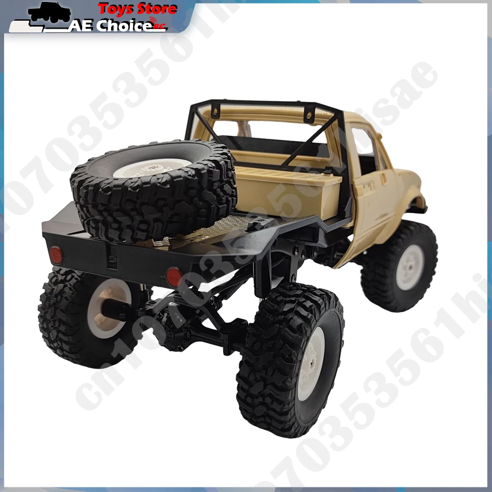 WPL C14 RC Car 1:16 2.4G 2CH 4WD Mini Off-road RC Semi-truck with Metal Chassis / TPR Tires / 15km/h 1/16 Rc Truck Cars 3