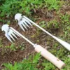 1Pcs Stainless Steel Weed Puller Sharp Tines Grass Rooting Weeding Tool for Yard Lawn and Farm Supply Home Yard Garden Tools