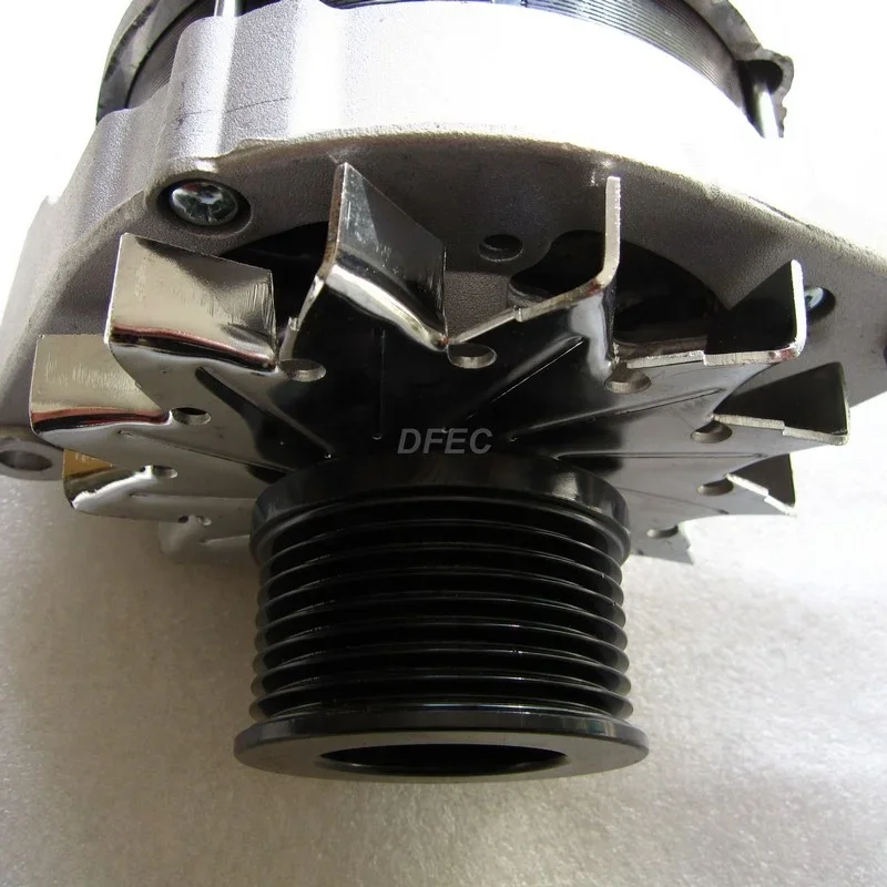 6BT Diesel Engine Parts Alternator 3920679