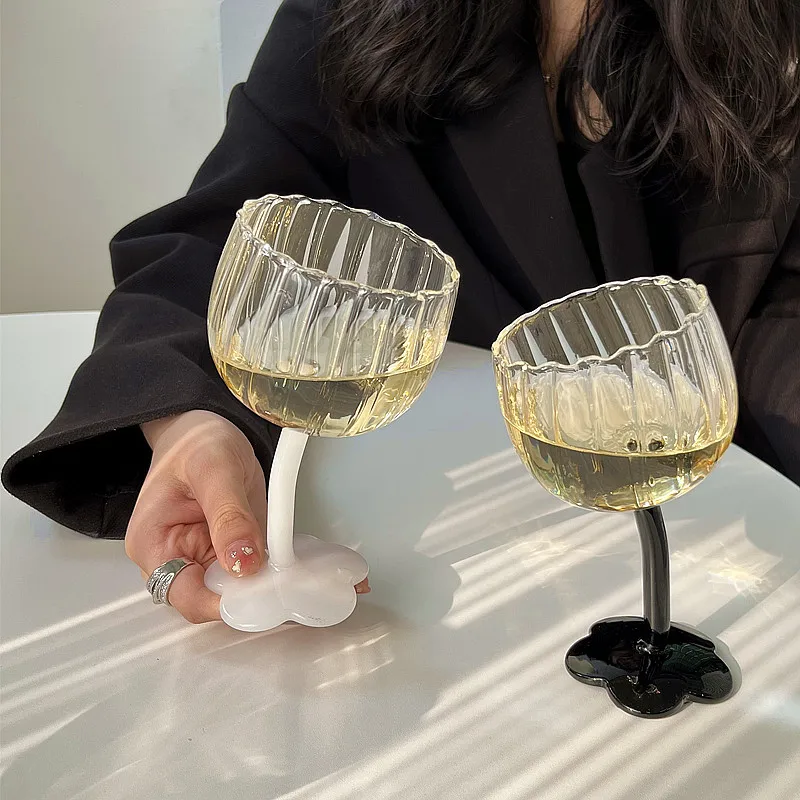 Vintage Clear Flower Base Bent Stem Goblet White Red Wine Champagne Cocktail Gin Drinking Glasses 200ml Nordic Ripple Glass Cup