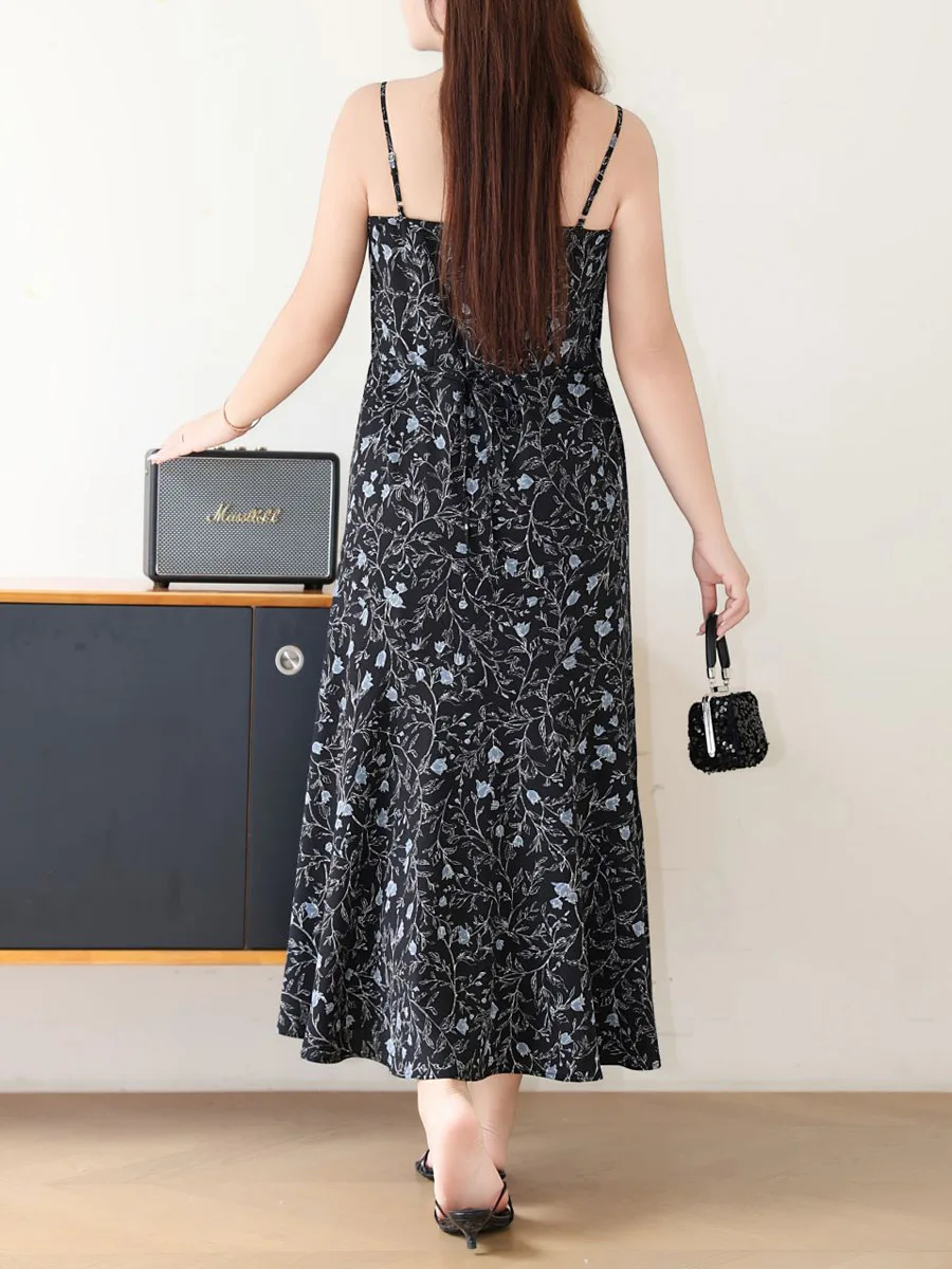 Bluebell Flower French Commuter V-neck Dress Plus Size Women Premium Simple And Elegant Chic Spaghetti Strap A-Line Dresses 8975