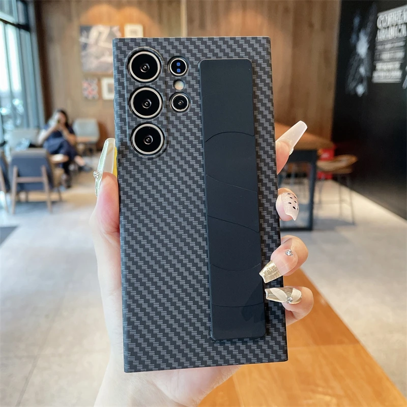 Carbon Fiber Texture Silicone Elastic Wrist Strap Shockproof Phone Case