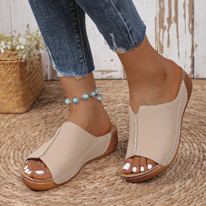 

Танкетки женские с открытым носком, однотонные удобные тапочки на танкетке, без застежки, лето 2024