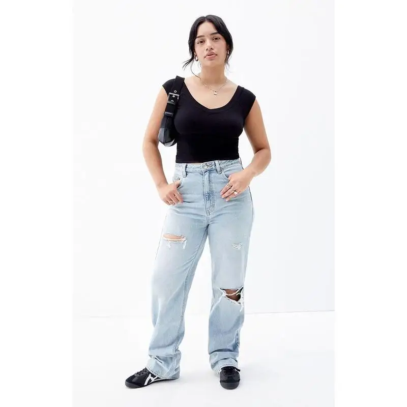 PacSun Women's Light Indigo Ripped '90s Boyfriend Jeans 2