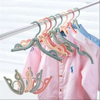 5Pcs Plastic Folding Clothes Hangers Portable Travel Hangers Household Multifunctional Hanger Clothes Drying Racks 1