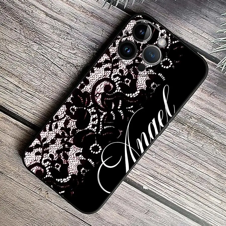 Elegant Retro Lace Art Phone Case - Stylish Protective Cover