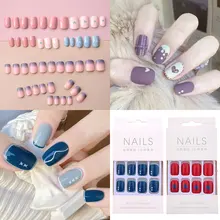 

Fake Nails Art Nail Tips Press on False with Designs Set Full Cover Artificial Wearing False Nail Tips Reusable Nail Decor