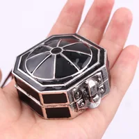 Caribbean Compass Openable Pirates Necklace Classic Movie same Personality Practical New Necklace Jewelry Presents 1