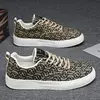 2024 Autumn New Canvas Men Low-help Small Print Board Shoes Thick Sole Casual Fashion Shoes 1