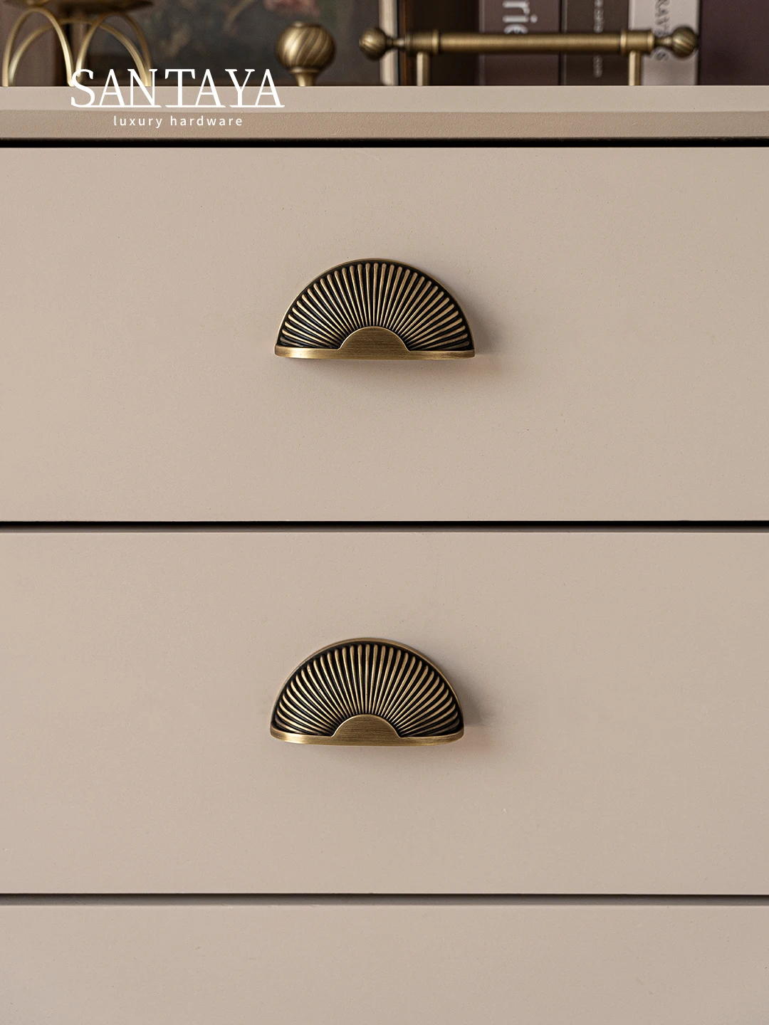 Santaya Brushed Antique Brass Handles Kitchen Cabinet Pull Wardrobe Dresser Drawer Knob Shell Handle Furniture Hardware