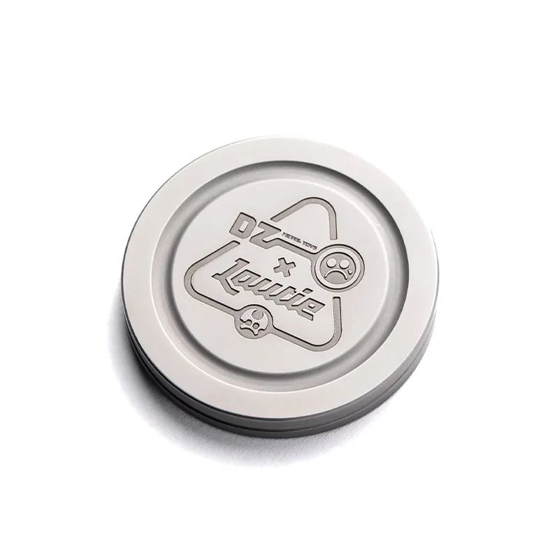LAUTIE & DZ Co-Branded “Showhand” Pocket Haptic Coin Fidget Toy
