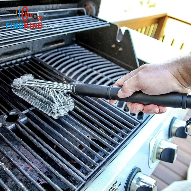 ALPHA GRILLERS BBQ GRILL BRUSH. TRIPLE HEAD DESIGN. STAINLESS