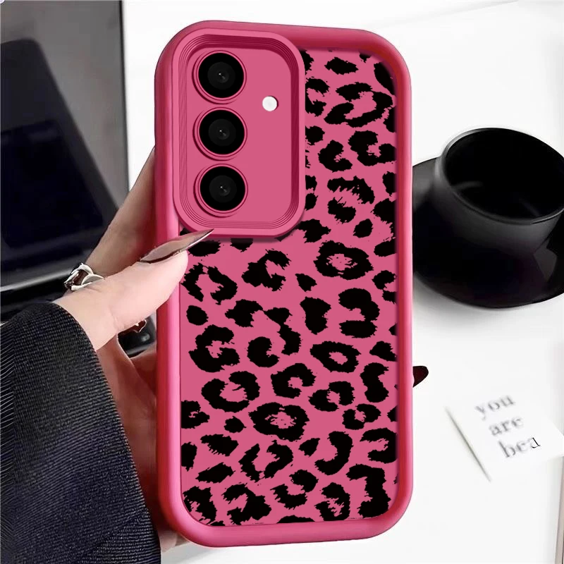Stylish Leopard Print Phone Case - Ultra Protective and Trendy Design