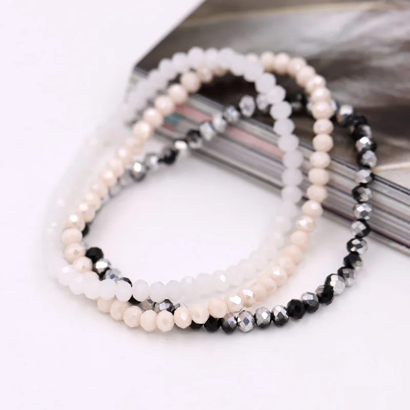 5 Braccialetti Elastici Boho Donna In Cristallo E Perline: Set Impilabile Multistrato, Circonferenza 17 Cm