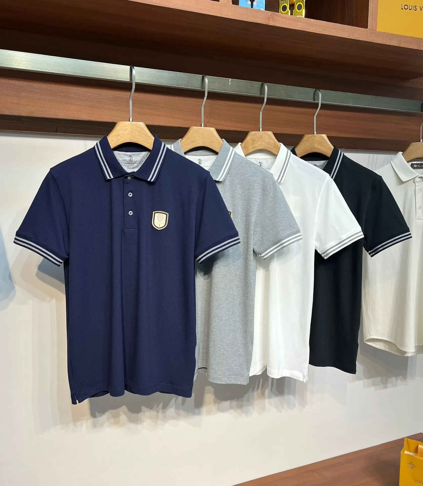

2024 SIJITONGDA Shirt silk men 2024 summer new short sleeve breathable thin embroidery quality big size M-2XL