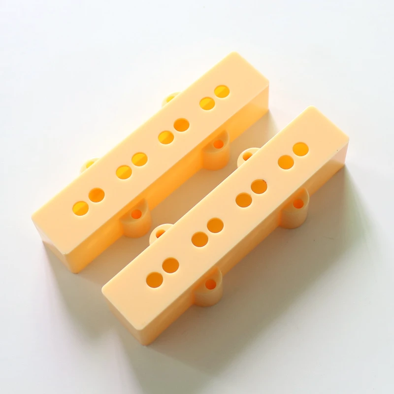Cream 2pcs neck
