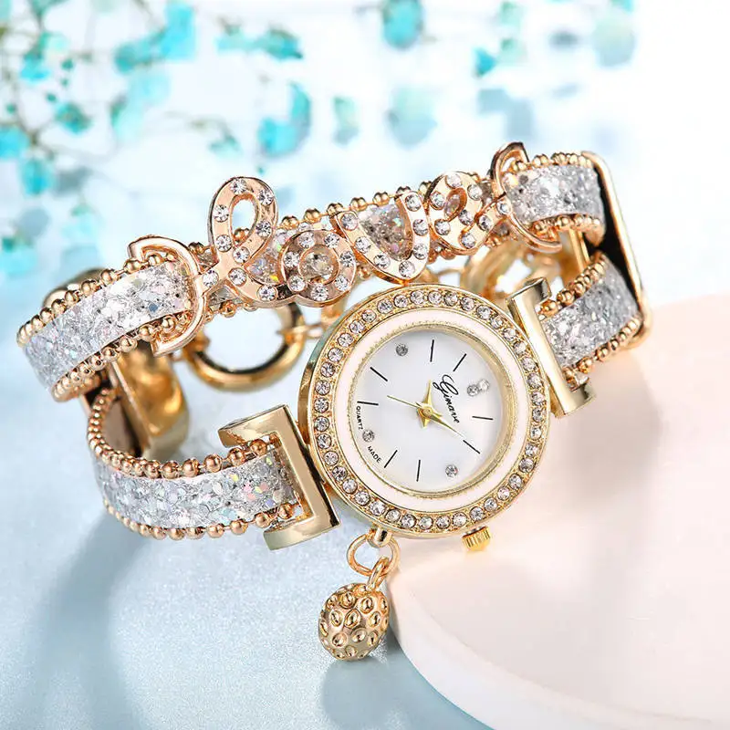 

2023 New Fashion Women Crystal Love Bracelet Watch For Womens Leather Quartz Dress Watches Ladies Wristwatches Relogios Feminino