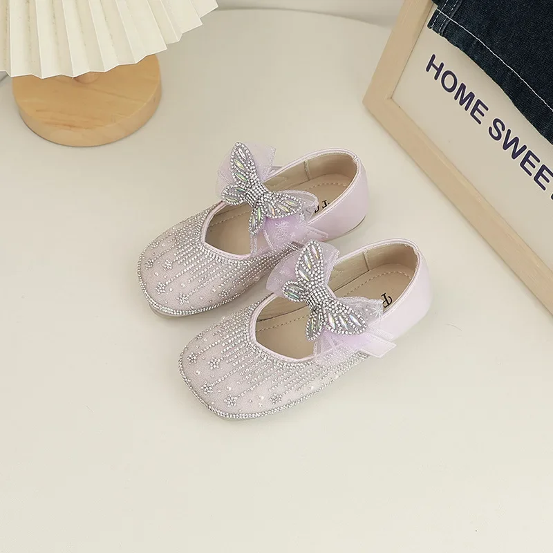 

Новинка 2024, кожаные туфли для девочек, Милые Роскошные Детские Туфли Мэри Джейн на плоской подошве со стразами, модные детские свадебные туфли принцессы с бантом