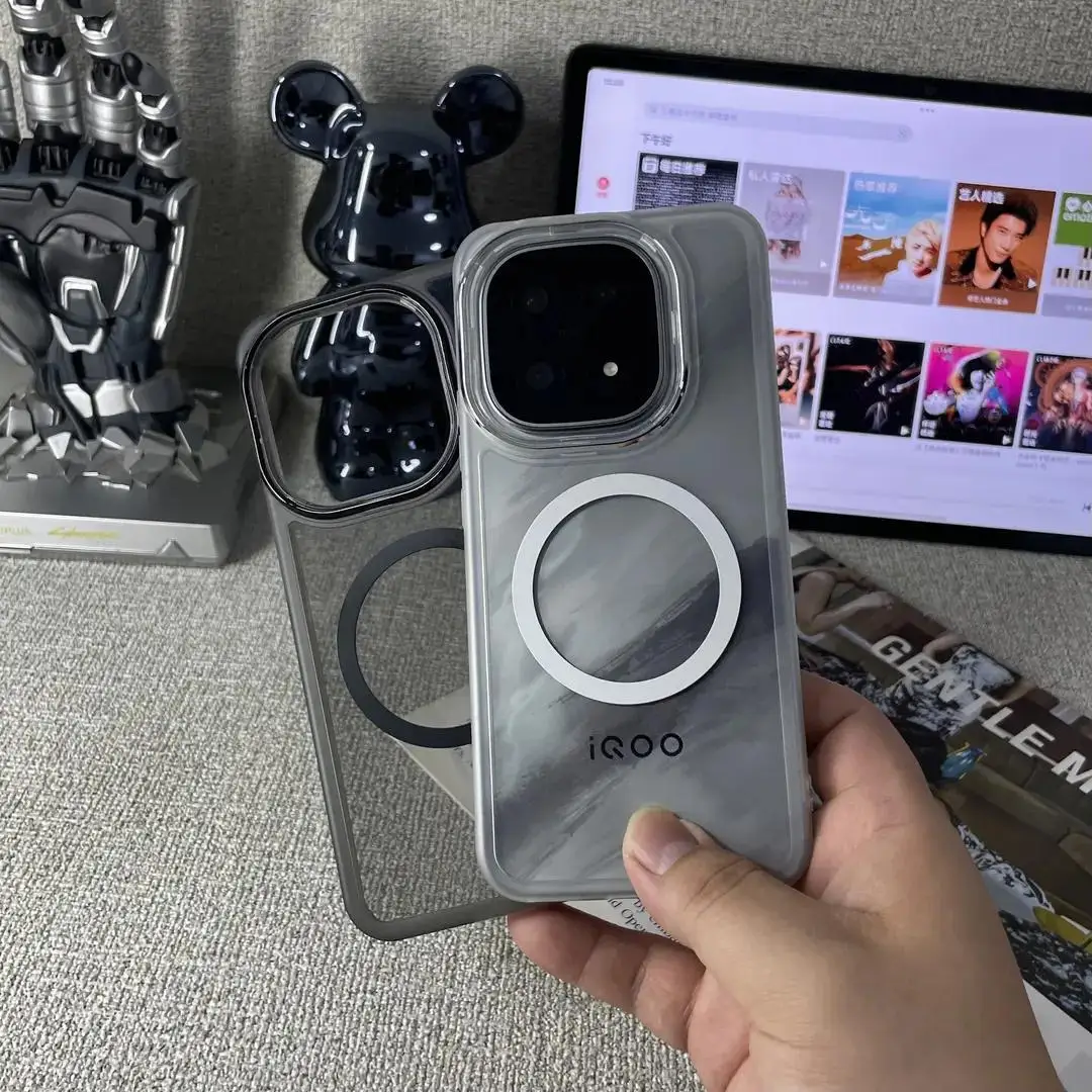 Magnetic Transparent Frosted Shockproof Silicone Phone Case with Electroplated Frame