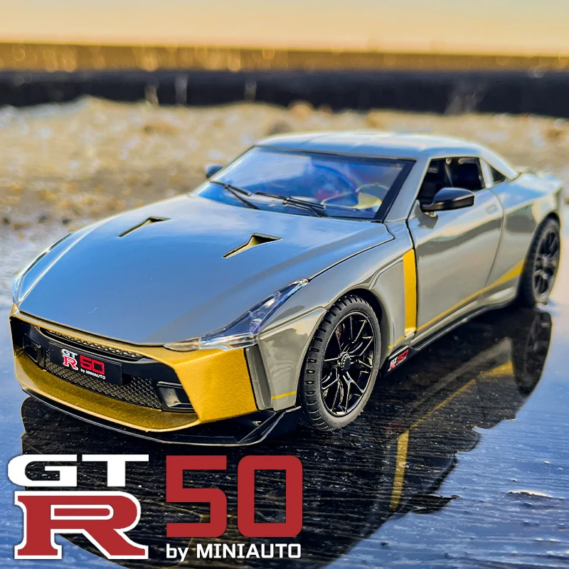 

Модель спортивного автомобиля 1:32 GTR GTR50 из сплава, литая металлическая игрушка, Модель гоночного автомобиля, Коллекционная модель со звуком светильник, детская игрушка в подарок