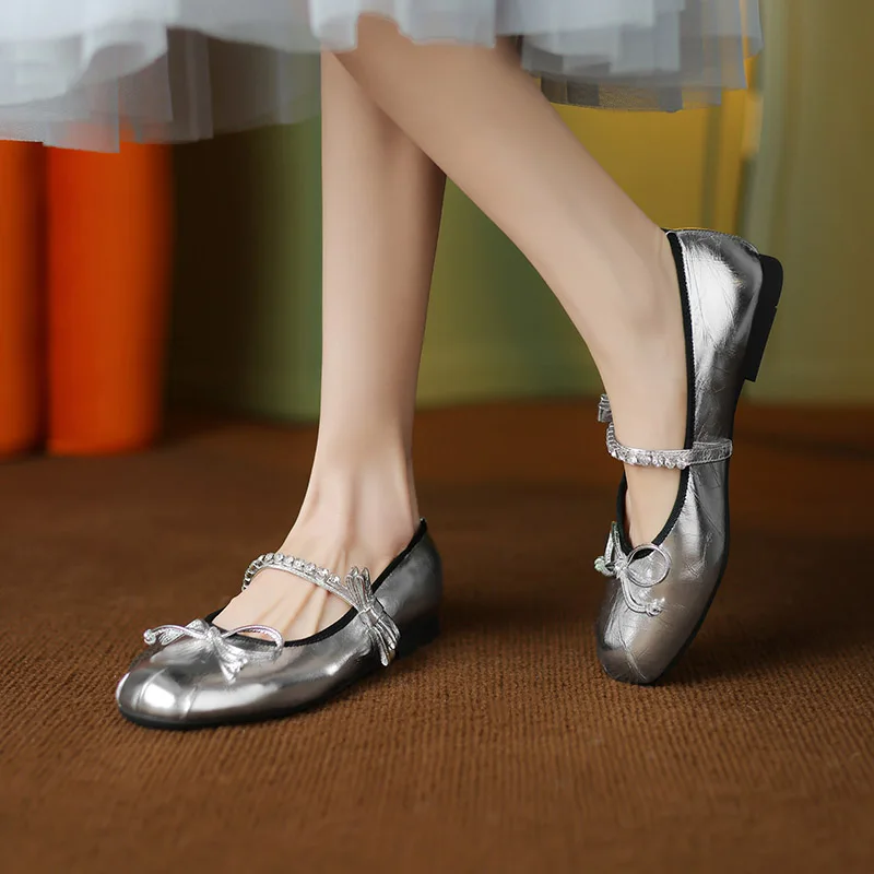 

Phoentin classic elegant silver soft ballets Genuine leather round shoes elegant women low heels flats female party Pumps FT3215