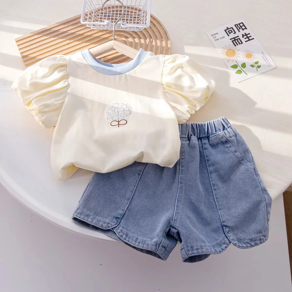

2024 Summer Children Girl Clothes Set 2-7Years Kids Puff Sleeve O-Neck T-Shirt Tops+Denim Shorts Jeans 2PCS Fashion Outfits Suit