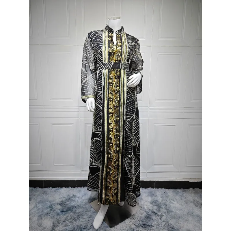 جلابية أوراق بنقش ذهبي فاخر بحزام