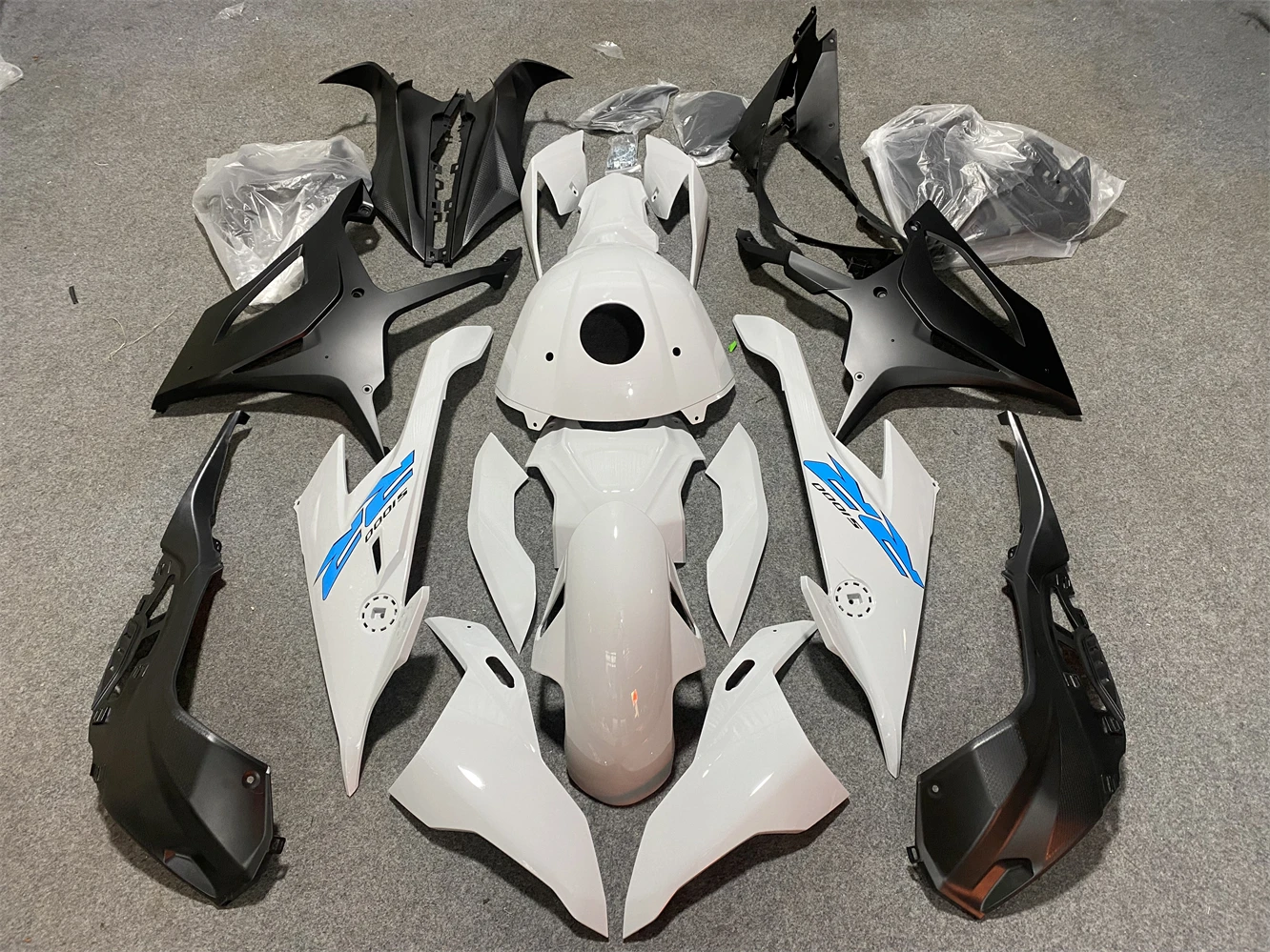 

Motorcycle Fairing Kit fits to S1000RR 19 2021 22 years S1000 2019 2020 2021 2022 Fairing White Blue Black motorcycle housing