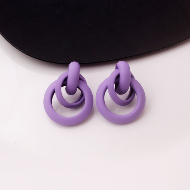 7Colors Stud Earrings Women Pink Spray Painted Metal Twisted Statement Earring Punk Simple Beautiful Jewelry Wholesale Gift