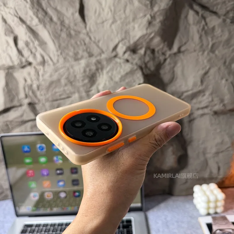 Contrast Color Magnetic Translucent Acrylic Phone Case with Skin-friendly Feel