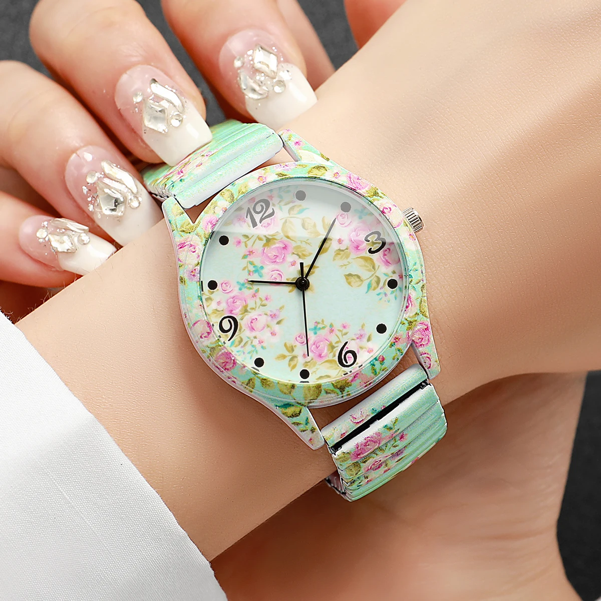 2pcs/set Women's Printed Watch Fashion Casual Digital Scale Dial Classic Trend Printed Quartz Watch Combination Set NO Box