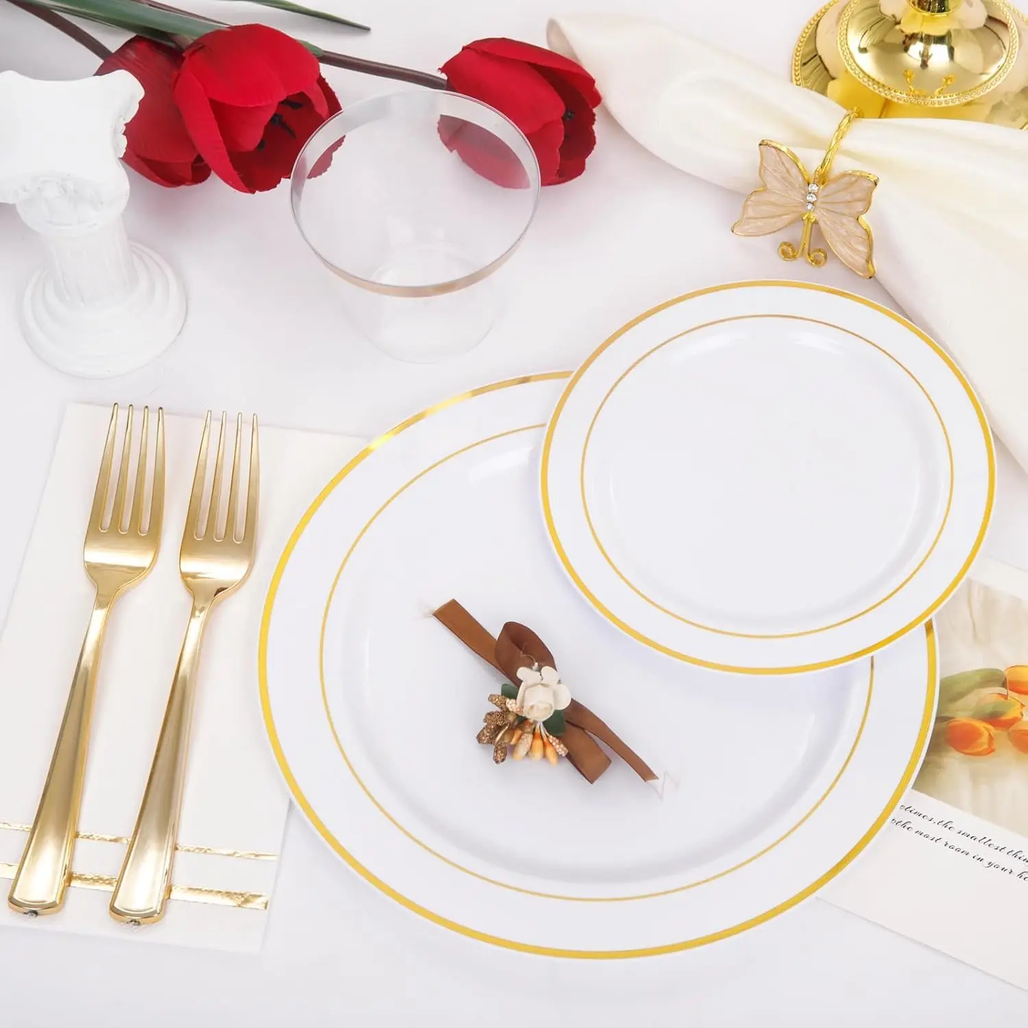 Elegant 700PCS White Gold Plastic Dinnerware Set