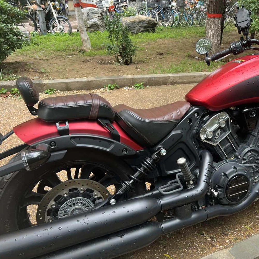 取り外し可能なリアバックレスト付きモーターサイクルシート助手