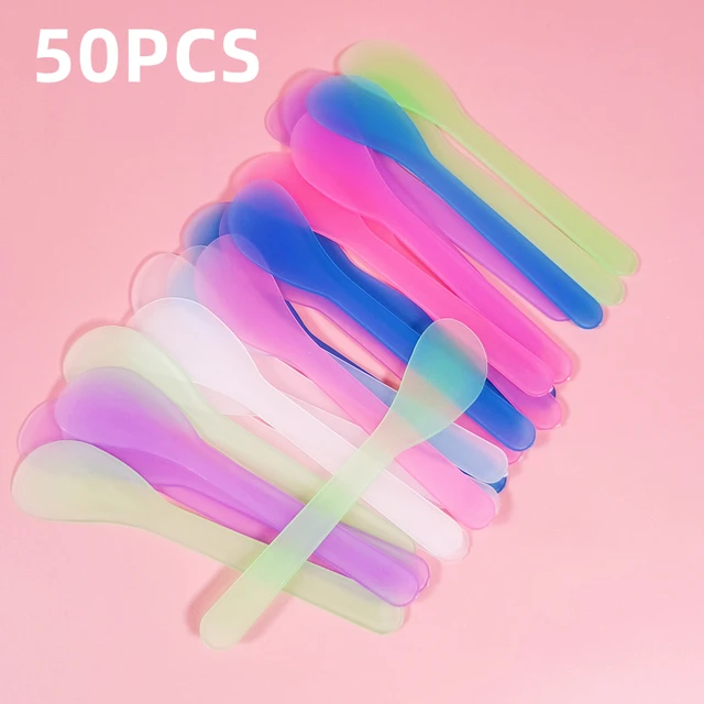 50PCS Facial Mask Sticks Cosmetic Spatula Scoops DIY Face Mask Spoon Beauty Makeup Sticks Mud Mixing Tools Skin Care Beauty Tool