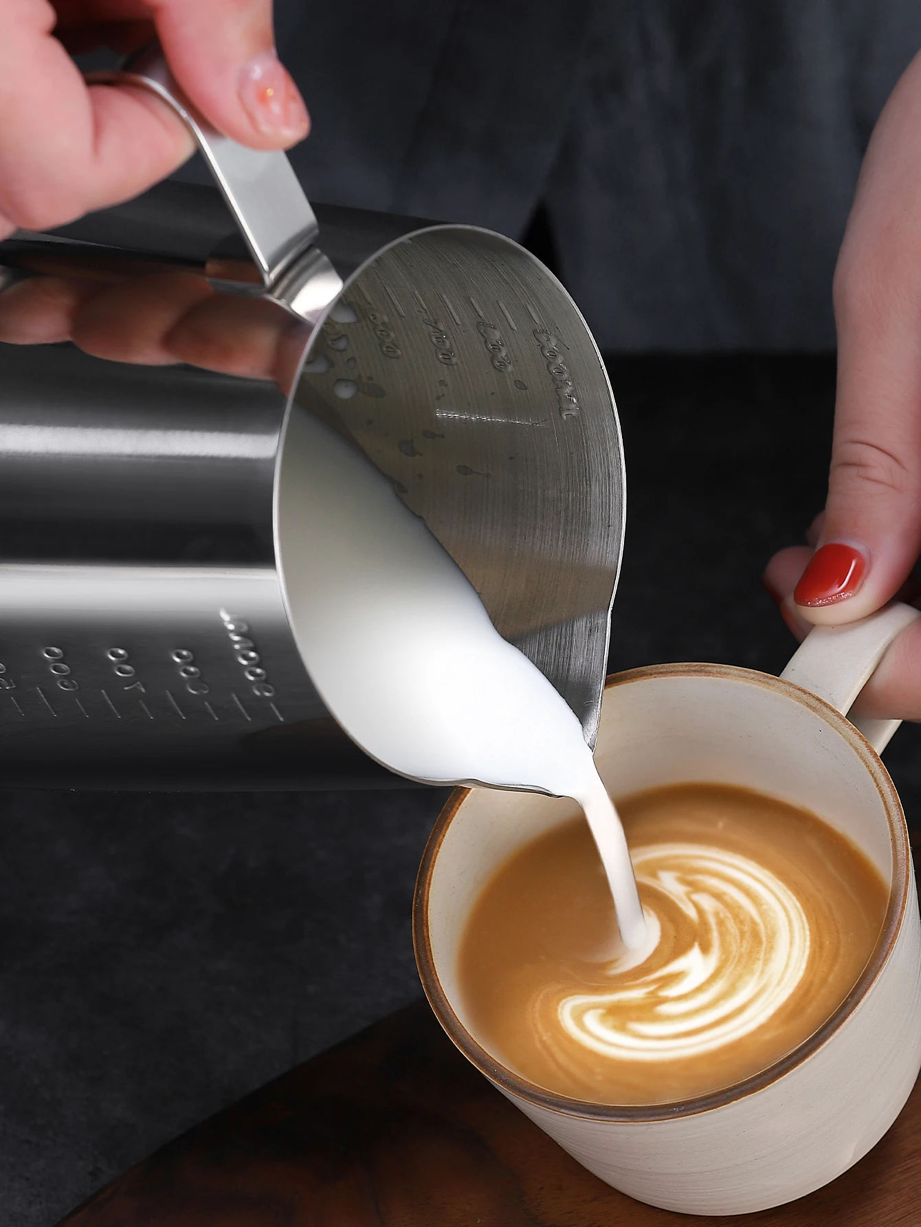 WORTHBUY Milk Frothing Pitcher Stainless Steel Latte Espresso