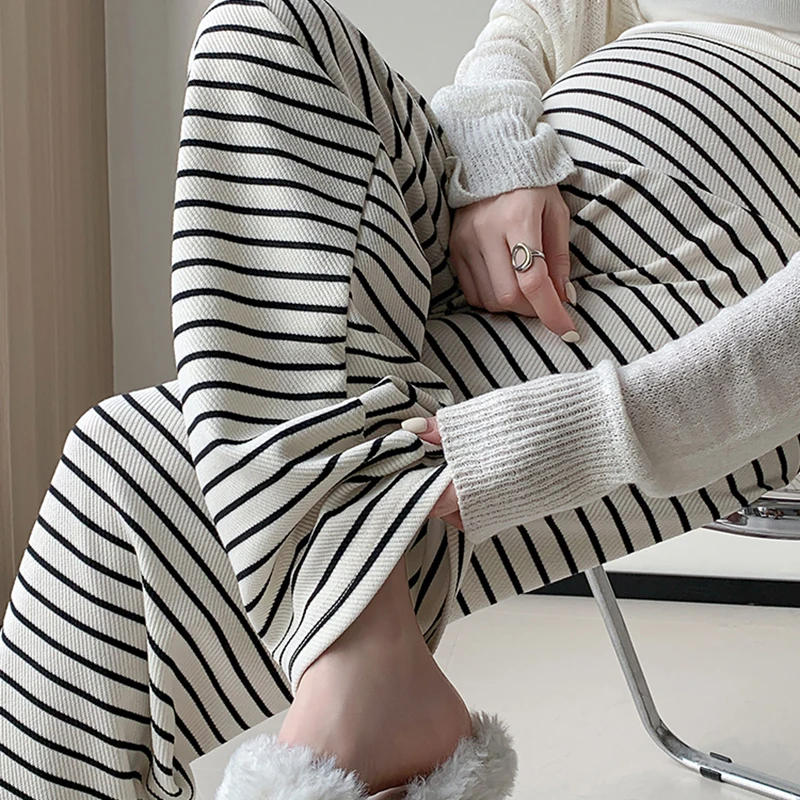 Рисунок 5 - Брюки для беременных на шнуровке