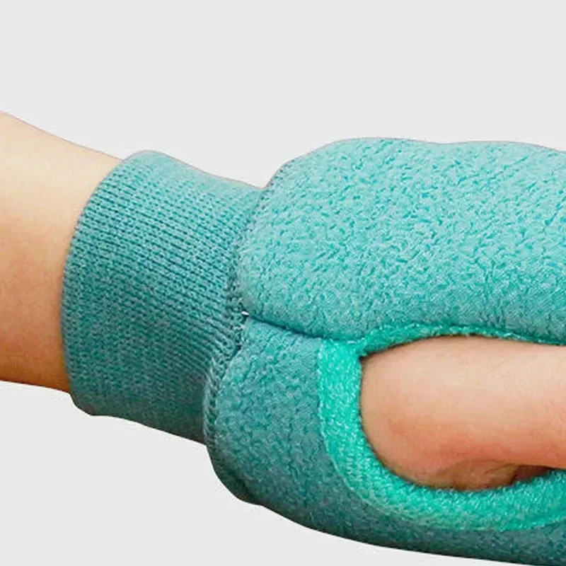 Exfoliating Gloves 4