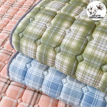Protecteur de matelas antimicrobien à carreaux classiques, housse de matelas matelassée, confortable et hygiénique pour un sommeil plus sain 1