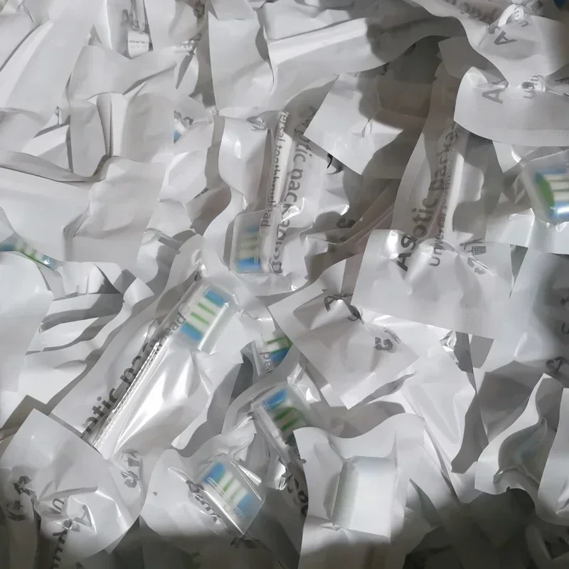 Description Picture 3 of itemReplacement Brush Heads Soft Bristle Nozzles for Oclean X/ X PRO/ Z1/ F1/ One/ Air 2 /SE Electric Toothbrush With dust cover