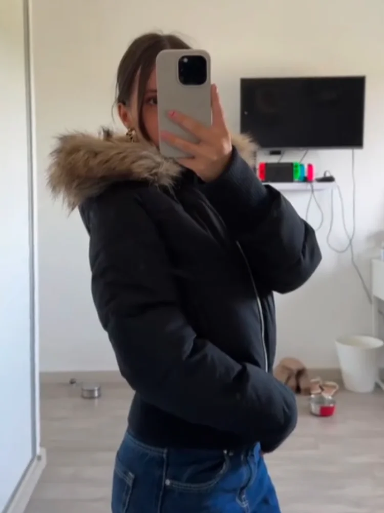 Women’s Cropped Quilted Jacket 4