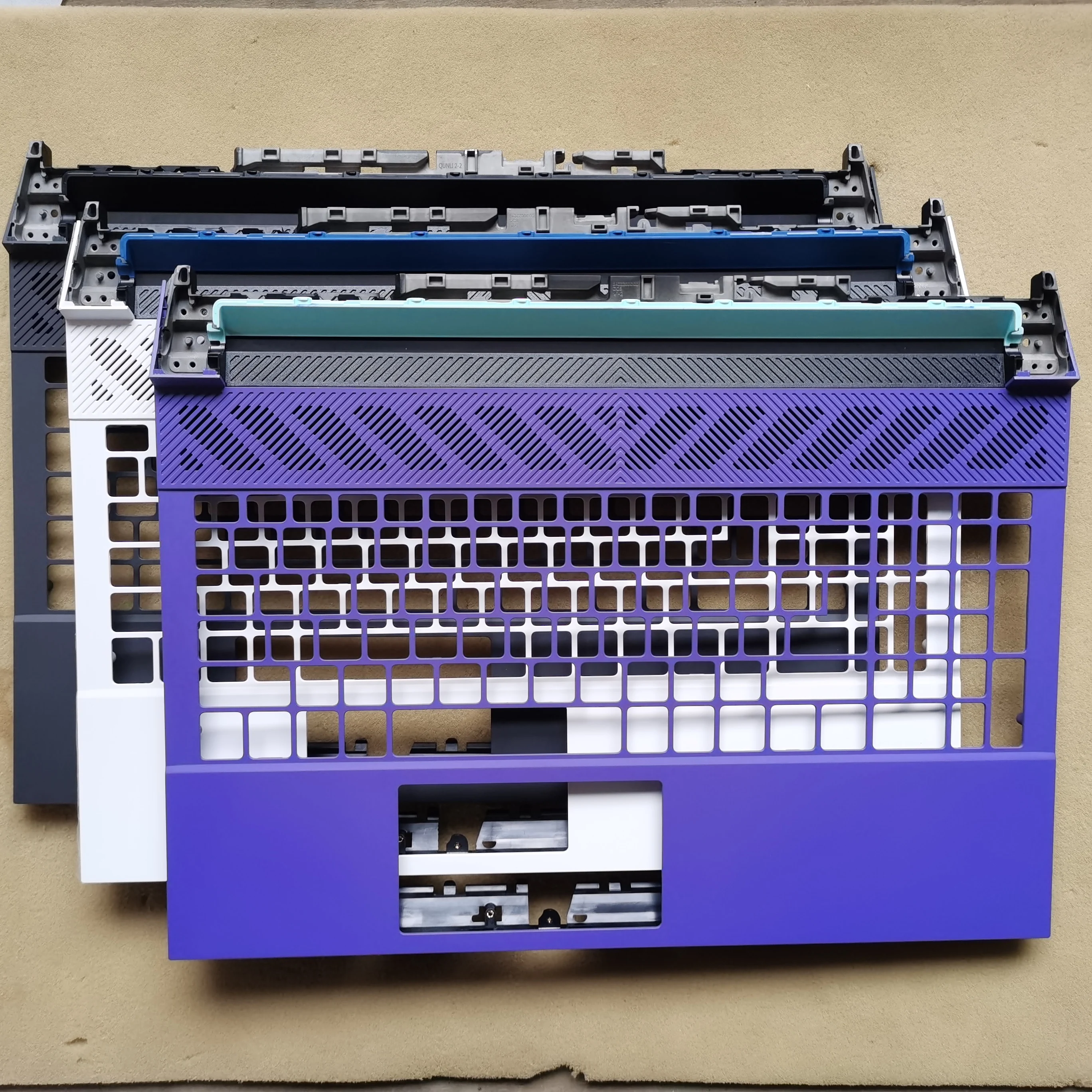 Nuovo Poggiapolsi Per Custodia Superiore Per Laptop Per Dell G15 5530