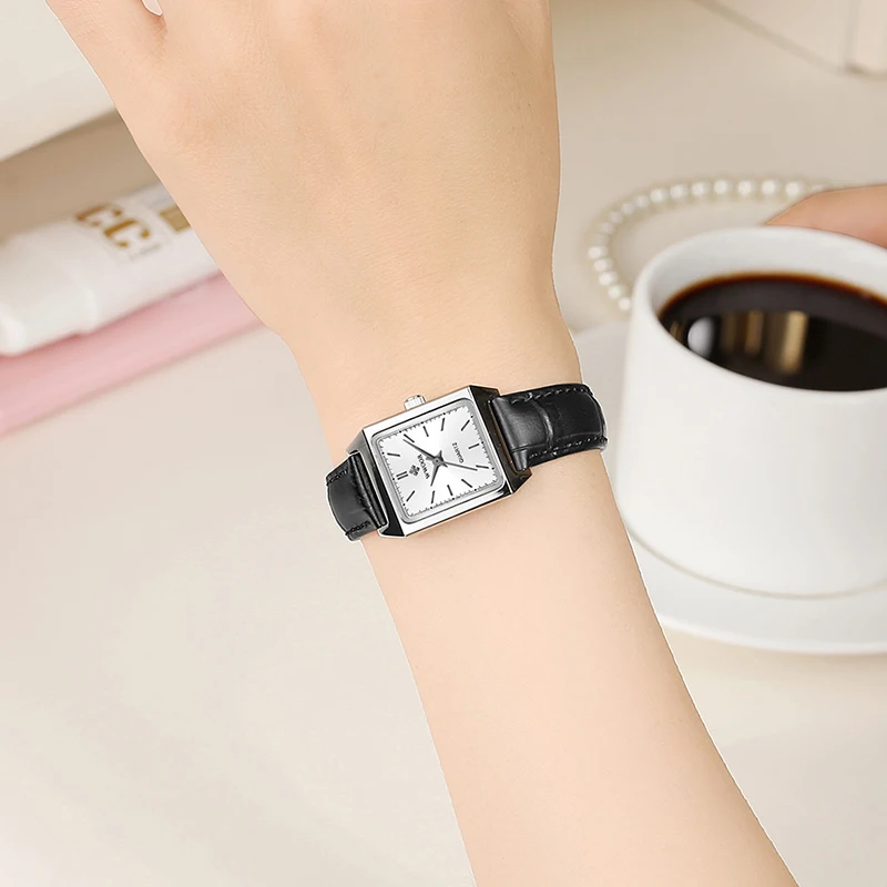 WWOOR New Watch For Women Quartz Leather Bracelet Wristwatch Luxury Ladies Dress Women Small Watch Female Waterproof Reloj Mujer