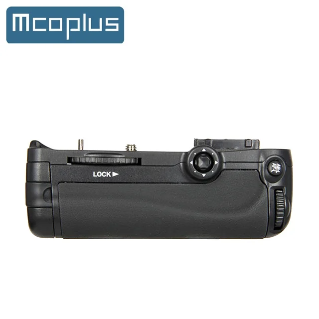 Mcoplus BG-D7000 Vertical Battery Grip for Nikon D7000 SLR
